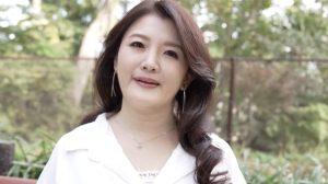 巨乳エロボディ高園ゆり子47歳・乱れイキ3P熟女の痴態にガチ興奮！