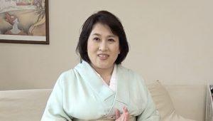 淫乱熟女氷山薫60歳元祖日本人体型のムチポチャHカップ爆乳がぷるんぷるん